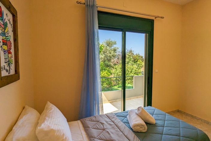 Image No.13-3 Bed House for sale