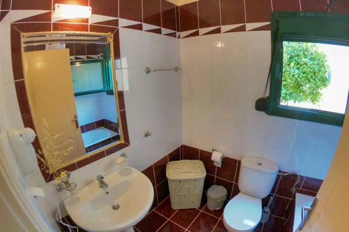 Image No.21-3 Bed House for sale