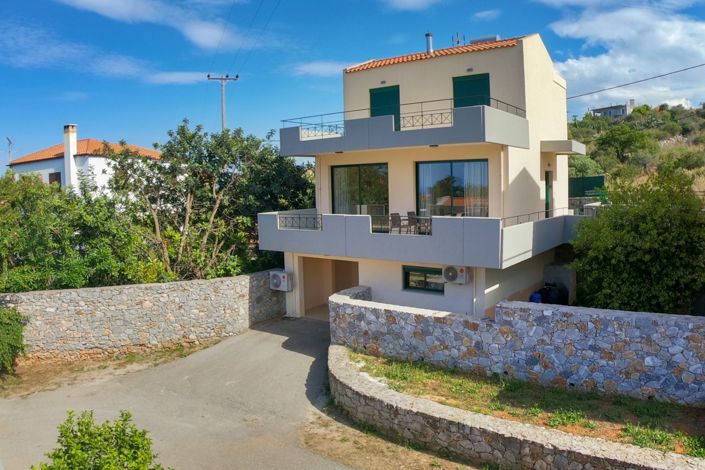 Image No.16-3 Bed House for sale