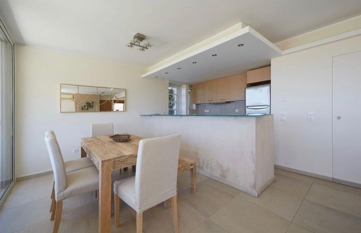 Image No.19-3 Bed House for sale