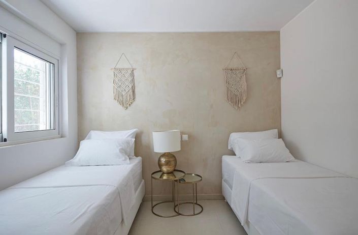 Image No.7-3 Bed House for sale