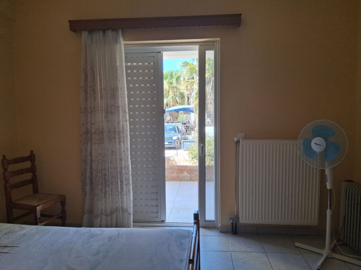 Image No.15-3 Bed House for sale