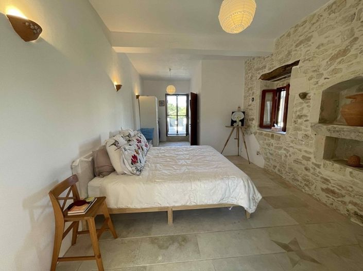 Image No.11-6 Bed House for sale