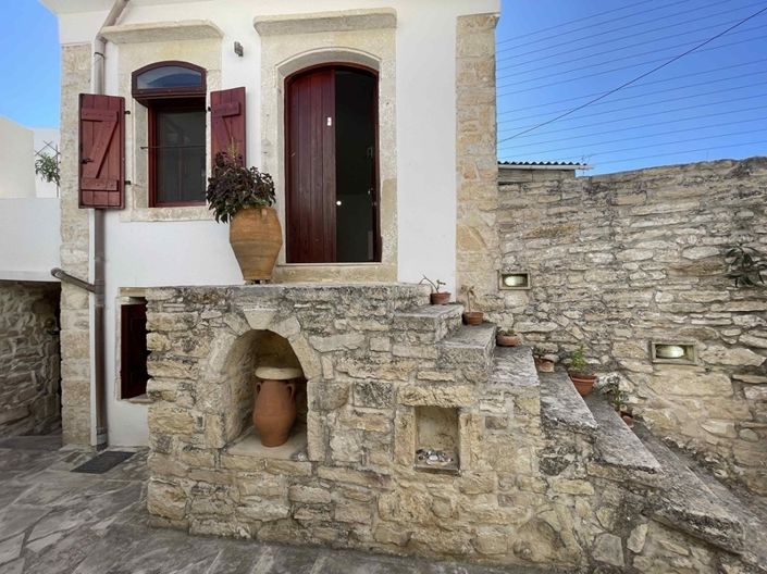 Image No.25-6 Bed House for sale