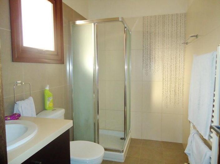 Image No.13-4 Bed Property for sale