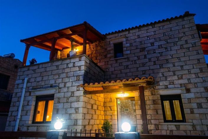 Image No.20-2 Bed House for sale