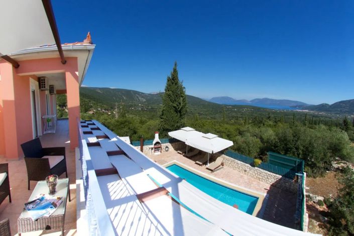 Image No.2-Propriété de 3 chambres à vendre à Sami