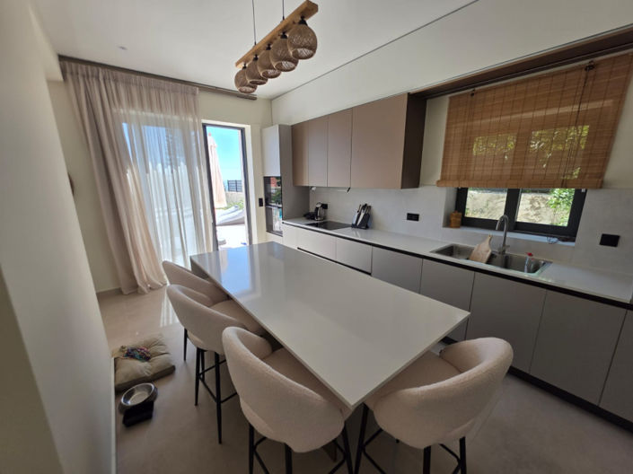 Image No.6-2 Bed Property for sale