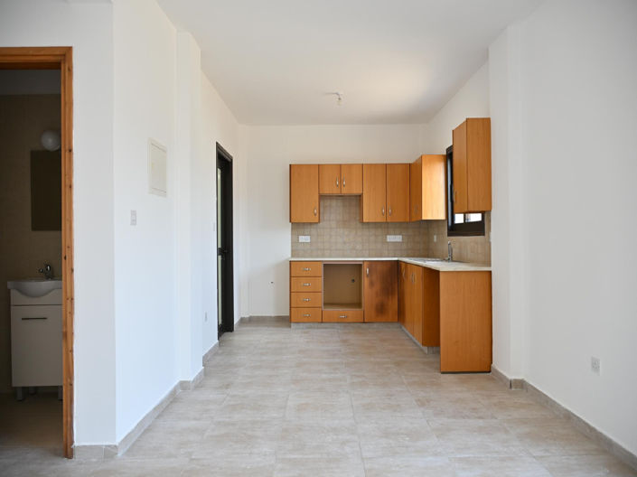 Image No.2-Propriété de 3 chambres à vendre à Meneou