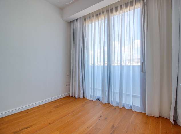 Image No.22-4 Bed Property for sale