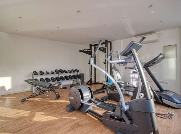 Image No.30-4 Bed Property for sale