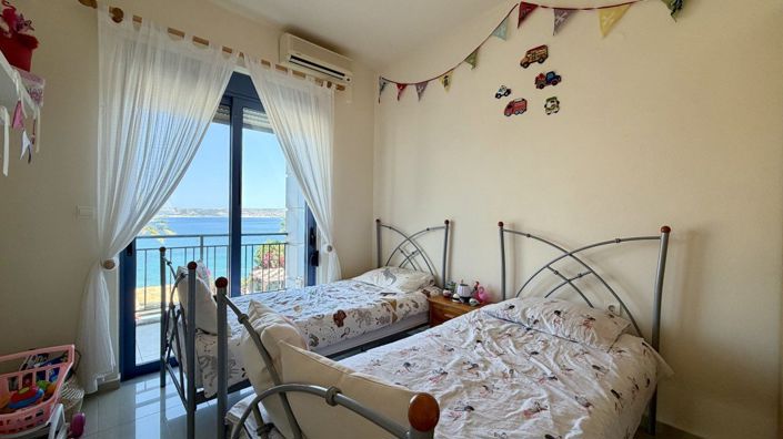 Image No.20-3 Bed House for sale