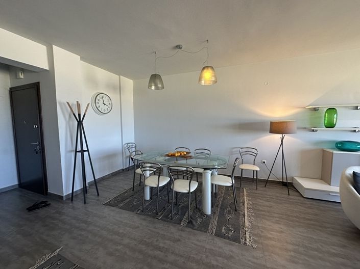 Image No.6-3 Bed Apartment for sale