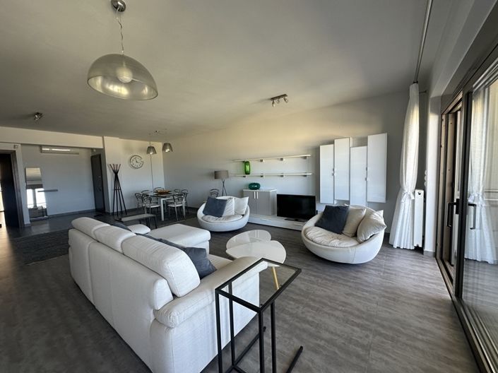 Image No.7-3 Bed Apartment for sale