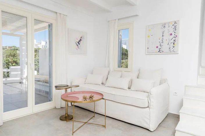 Image No.6-4 Bed House for sale