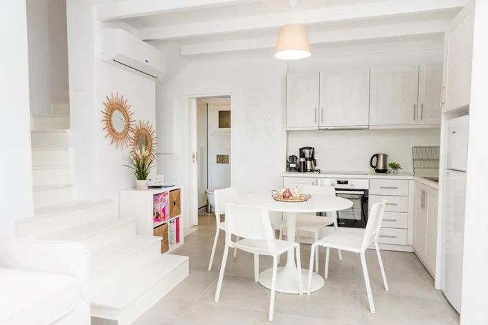 Image No.9-4 Bed House for sale