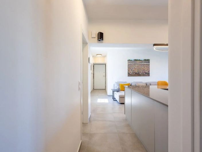 Image No.20-2 Bed Apartment for sale