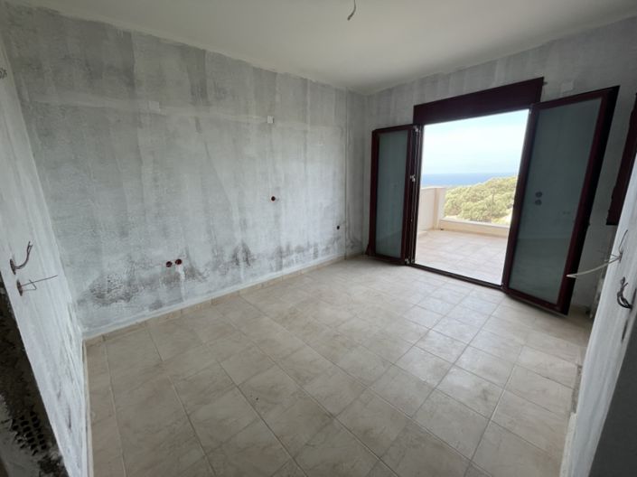 Image No.8-4 Bed Property for sale