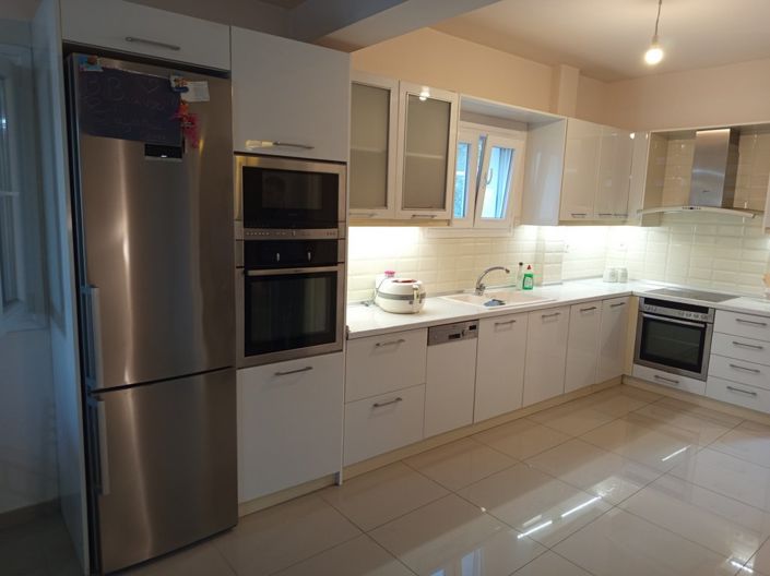Image No.6-4 Bed House for sale