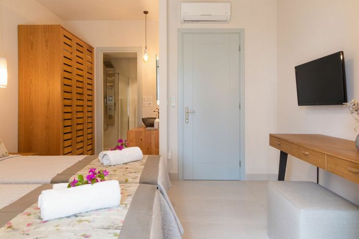 Image No.7-2 Bed House for sale