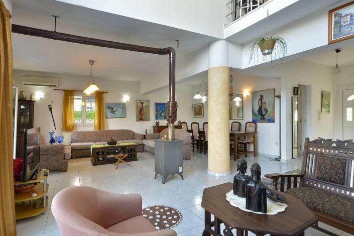 Image No.2-7 Bed House for sale