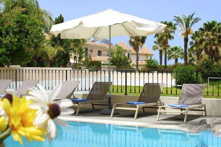 Image No.18-4 Bed Property for sale