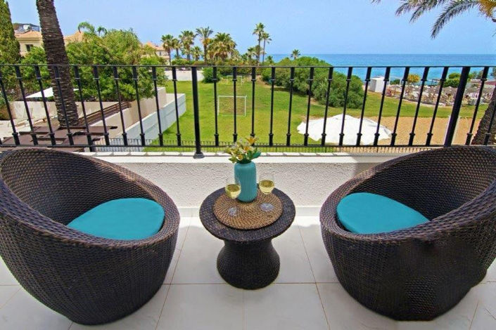 Image No.2-4 Bed Property for sale