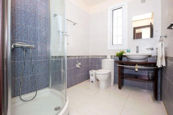 Image No.3-4 Bed Property for sale