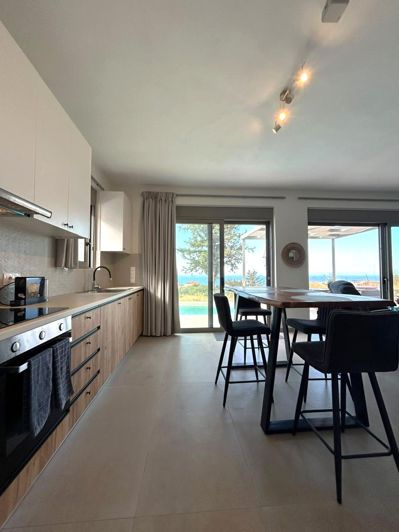 Image No.6-2 Bed House for sale