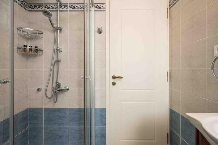 Image No.14-3 Bed House for sale