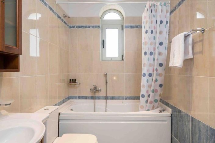Image No.16-3 Bed House for sale