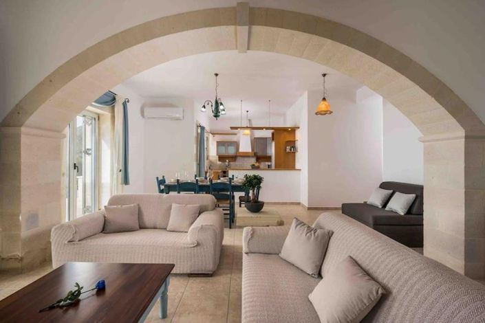 Image No.3-3 Bed House for sale