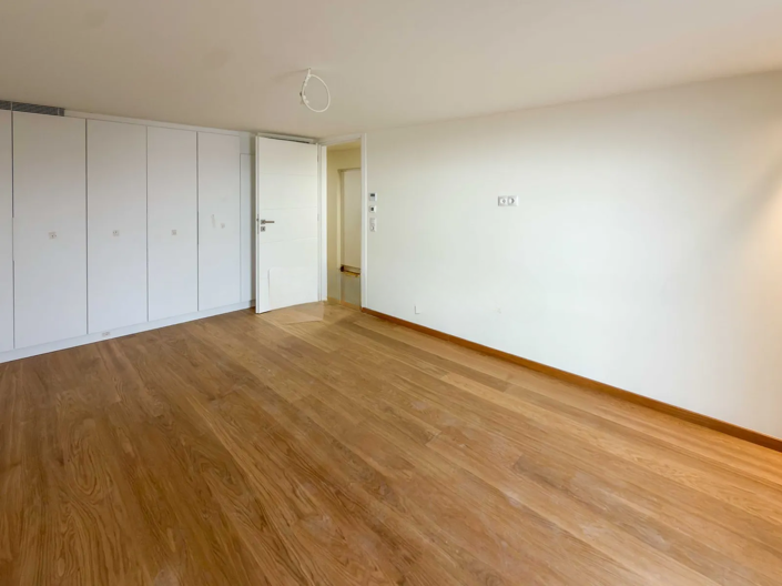 Image No.12-Appartement de 4 chambres à vendre