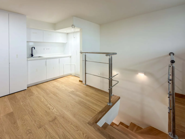 Image No.3-Appartement de 4 chambres à vendre