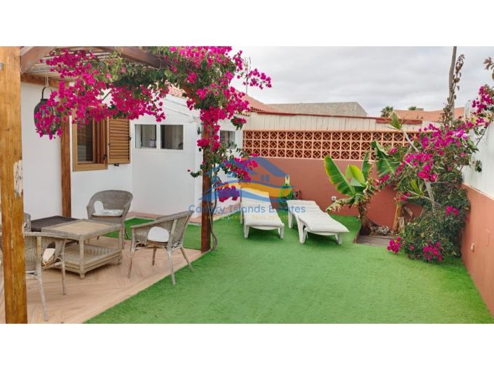 Image No.1-3 Bed Villa for sale