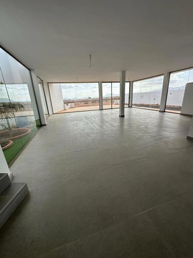 Image No.29-5 Bed Villa for sale