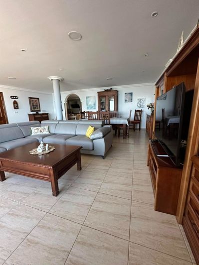Image No.28-3 Bed Apartment for sale