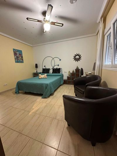 Image No.29-3 Bed Apartment for sale