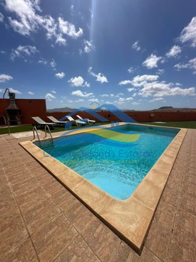 Image No.2-Villa de 3 chambres à vendre à Antigua