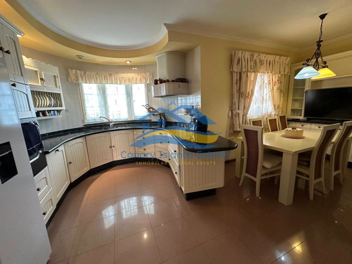 Image No.10-Villa de 5 chambres à vendre à Puerto Del Rosario