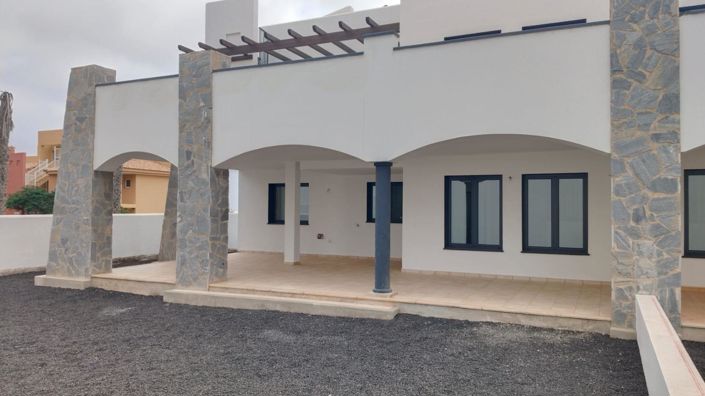 Image No.2-3 Bed Property for sale