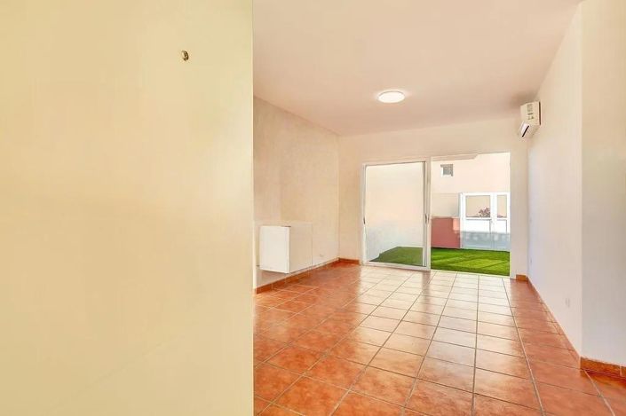 Image No.13-2 Bed Property for sale