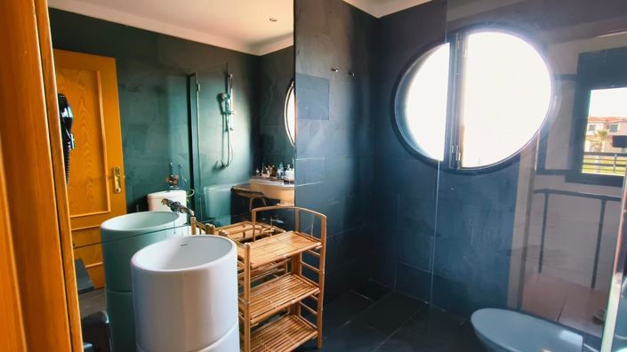 Image No.37-3 Bed Duplex for sale