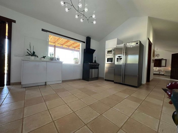 Image No.12-3 Bed Villa for sale