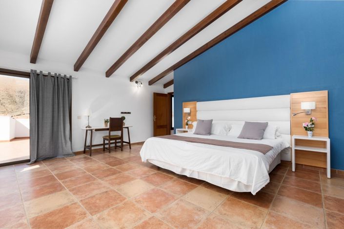 Image No.18-5 Bed Villa for sale