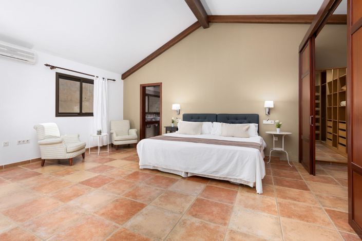 Image No.23-5 Bed Villa for sale
