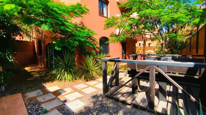 Image No.28-2 Bed Property for sale