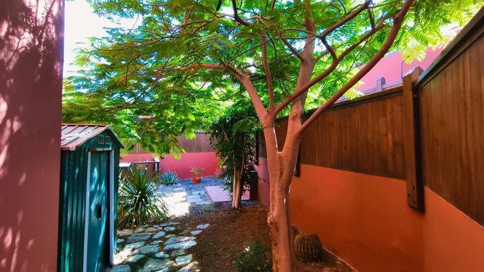 Image No.30-2 Bed Property for sale