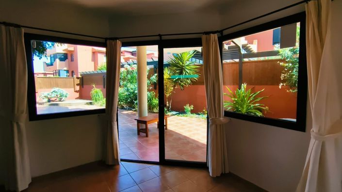 Image No.35-2 Bed Property for sale