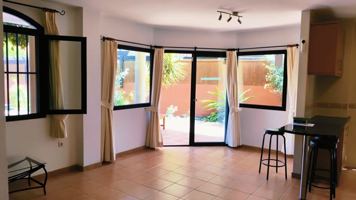 Image No.5-2 Bed Property for sale